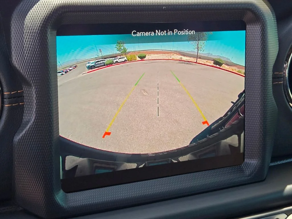 Used 2021  Jeep Unlimited Sahara High Altitude image 18