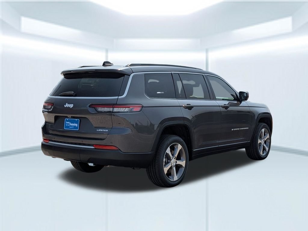 New 2026 Baltic Gray Metallic Clear-Coat Exterior Paint Jeep Limited image 6