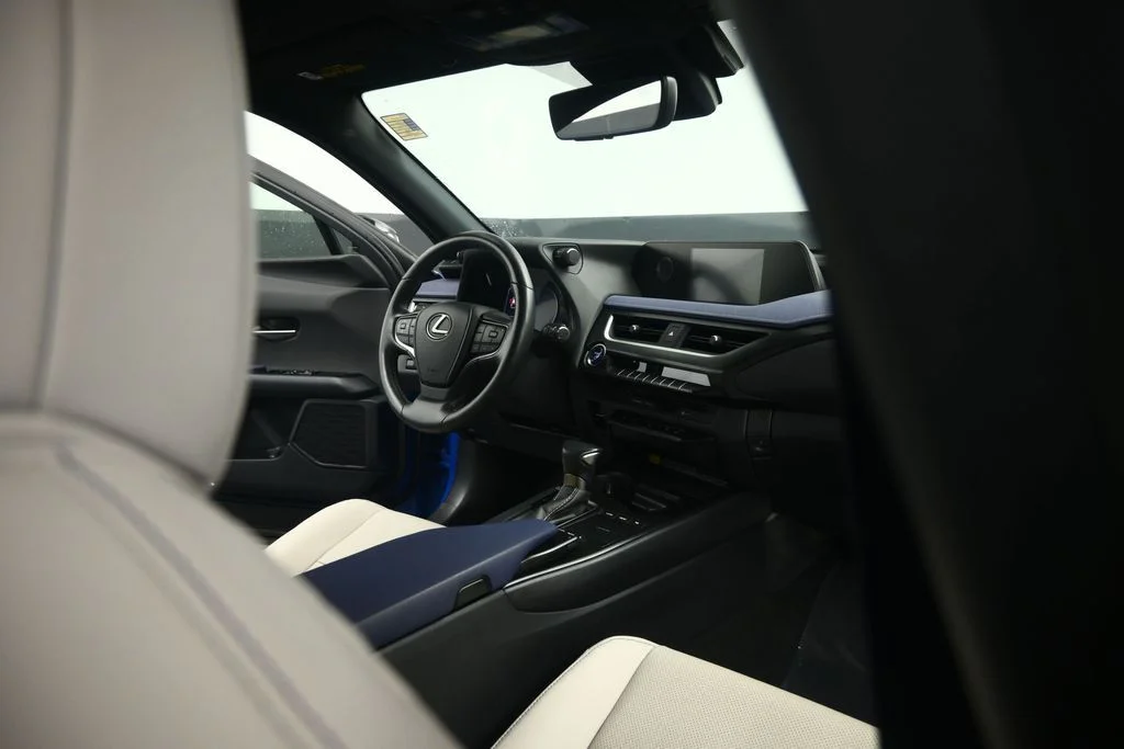 Used 2021 Blue Lexus 250h Base image 71
