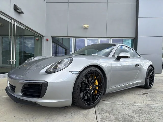 Used 2019 GT Silver Metallic Porsche Carrera 4S image 3