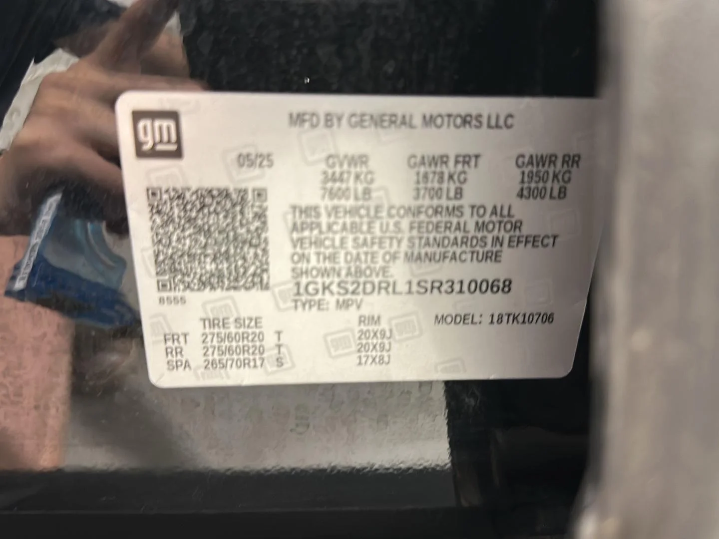 Used 2025 Onyx Black GMC Denali image 31