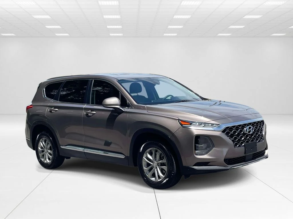 Used 2019 Brown Hyundai SE image 1