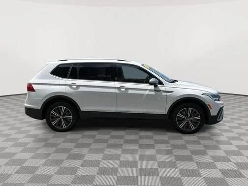 Used 2024 Pure White Volkswagen 2.0T Wolfsburg Edition image 2