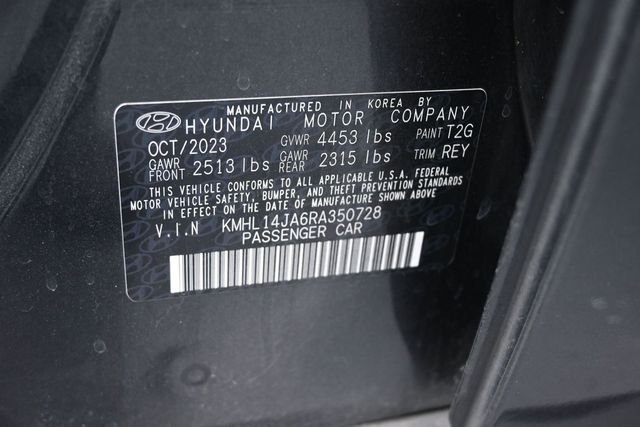 Used 2024 Gray Hyundai SEL image 20