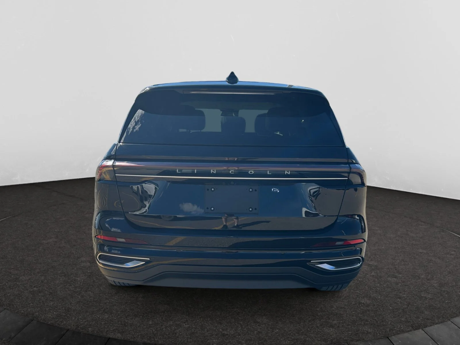 New 2026 Infinite Black Metallic Clearcoat Lincoln Premiere image 4