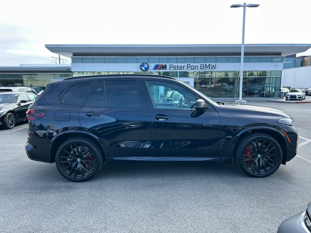 2026 BMW X5 M60i - Photo 6