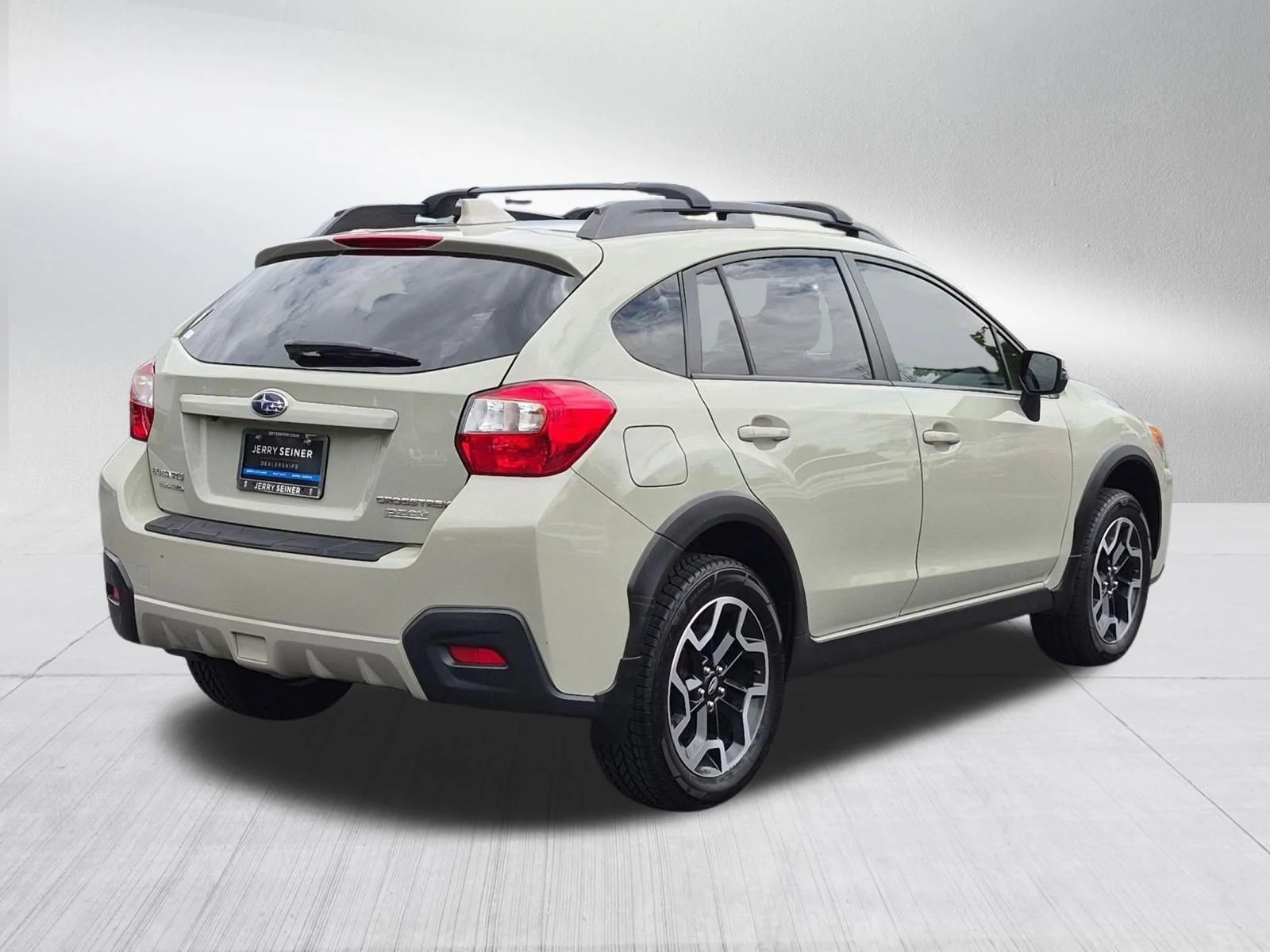 Used 2016 Desert Khaki Subaru Limited image 5