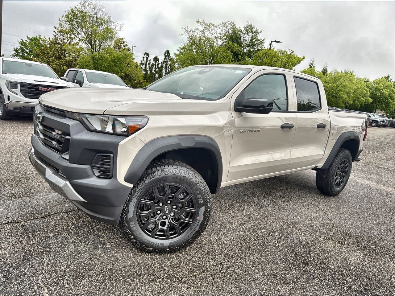 2026 Chevrolet Colorado Trail Boss - Photo 1
