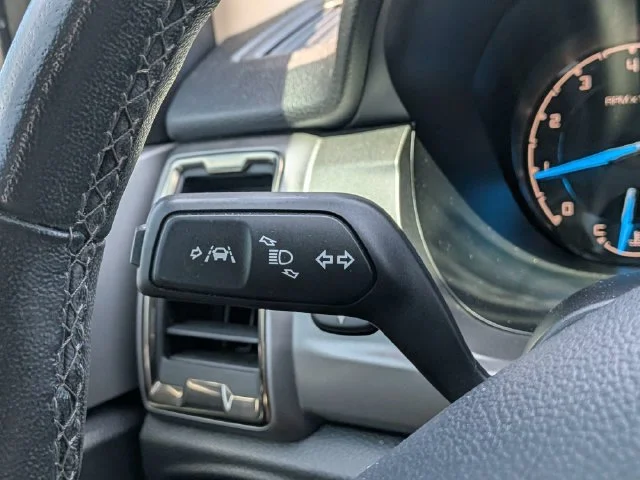 Used 2021 Gray Ford XLT image 29