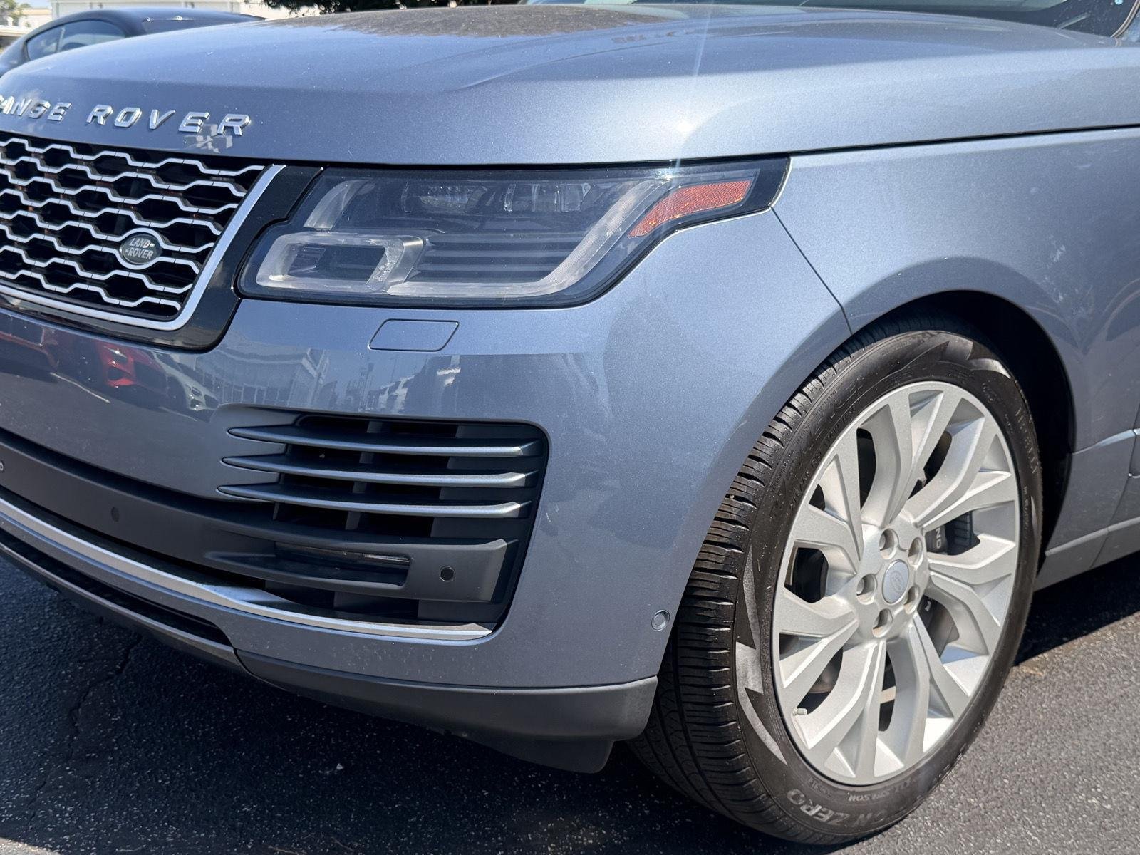Used 2019 Byron Blue Metallic Land Rover HSE image 13