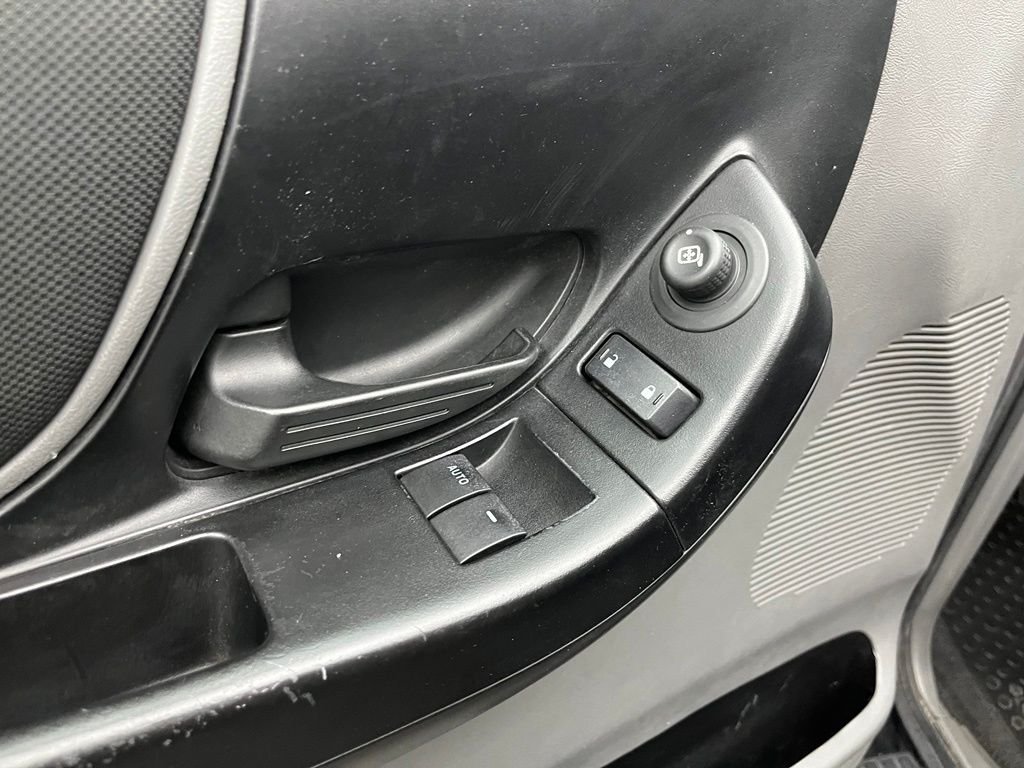 Used 2010 Black Ford XLT image 15