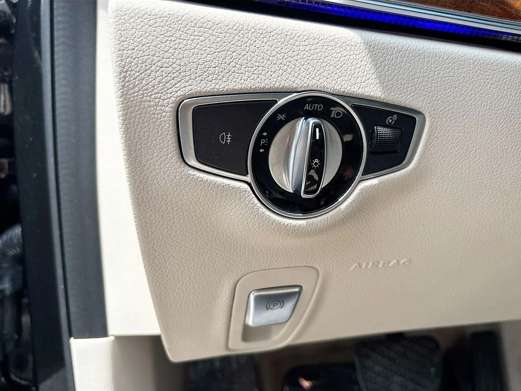 Used 2018 Black Mercedes-Benz E 400 image 39