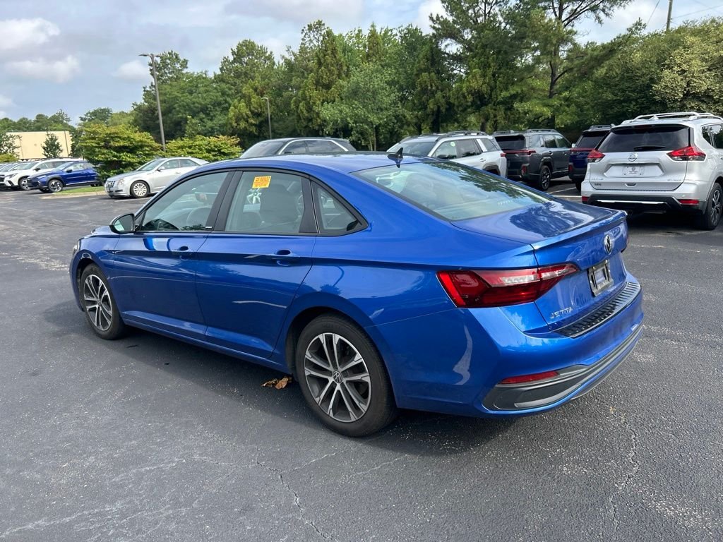 Used 2024 Blue Volkswagen 1.5T Sport image 5