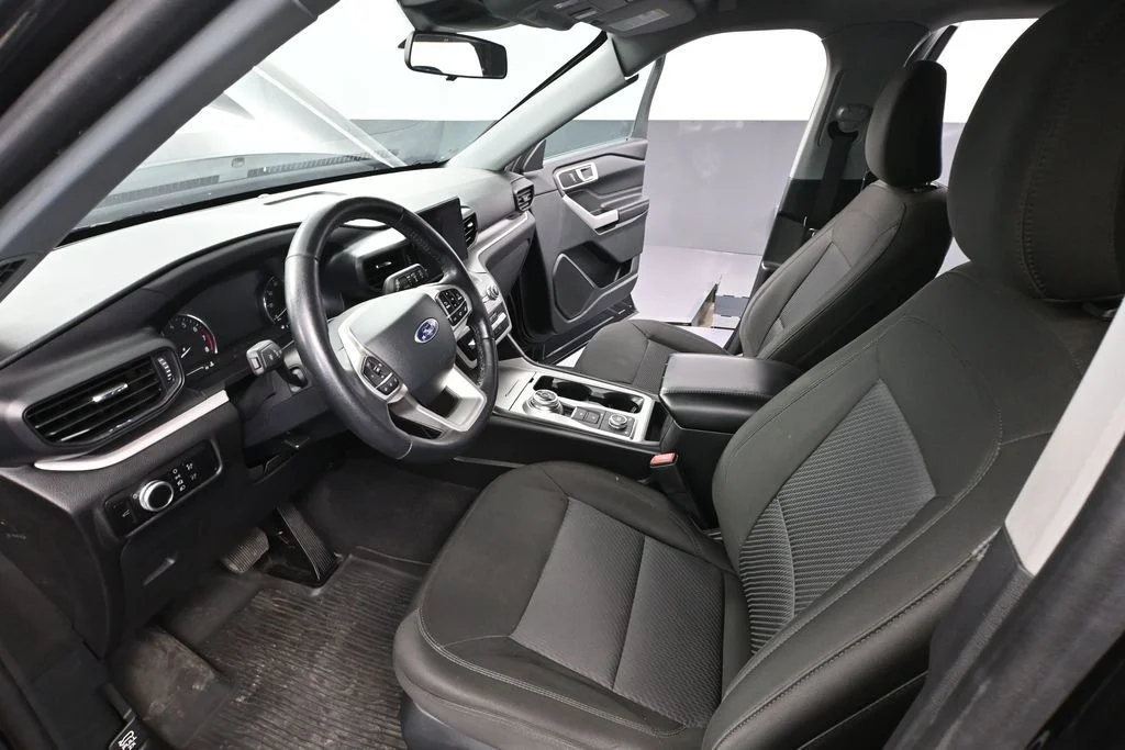 2023 Ford Explorer XLT - Photo 21