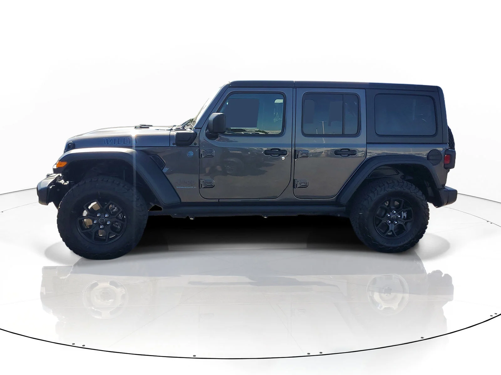 Certified Used 2025 Gray Jeep Willys 4xe image 7