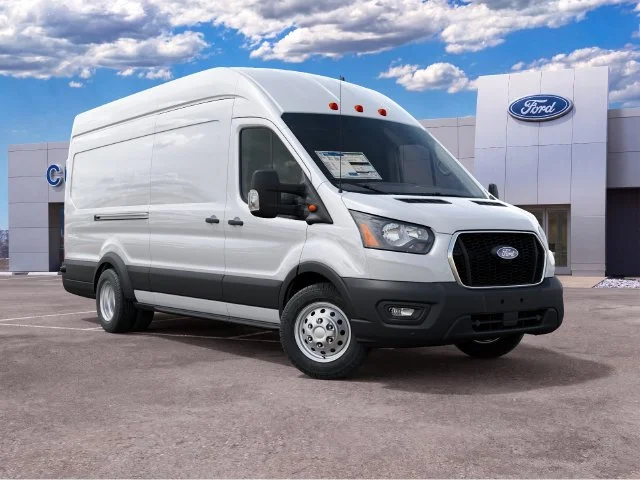 New 2027 Oxford White Ford Base image 4