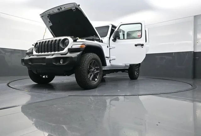 New 2026 Bright White Clearcoat Jeep Sport S image 32