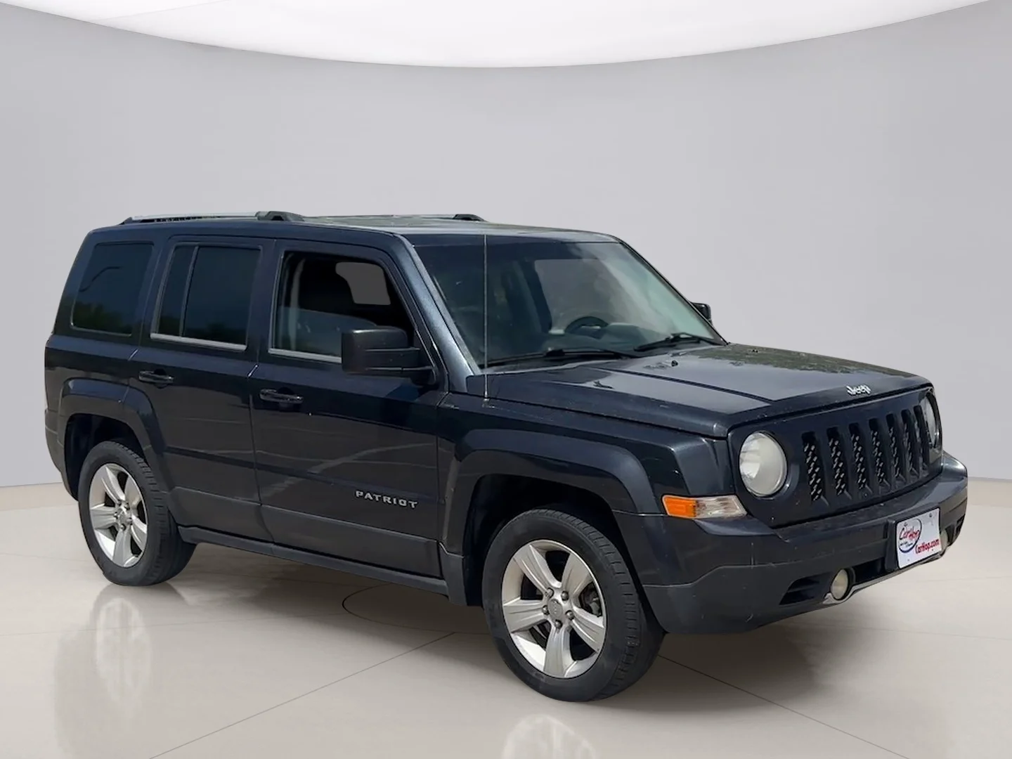 Used 2014 Gray Jeep LIMITED image 7