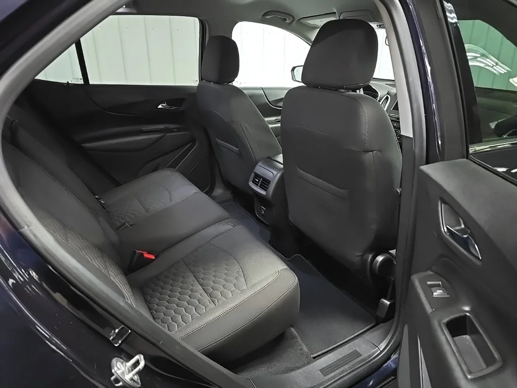 Used 2020 Blue Chevrolet LT image 17