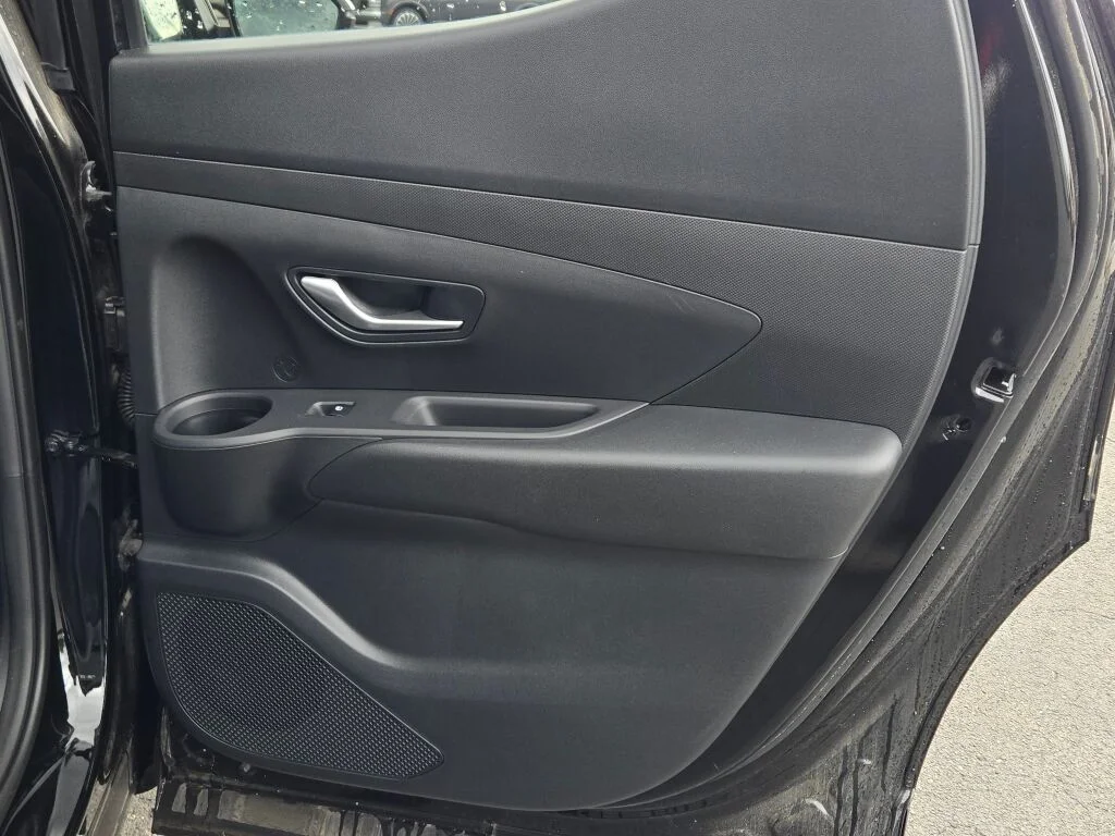 Used 2024 Black Hyundai SEL image 11