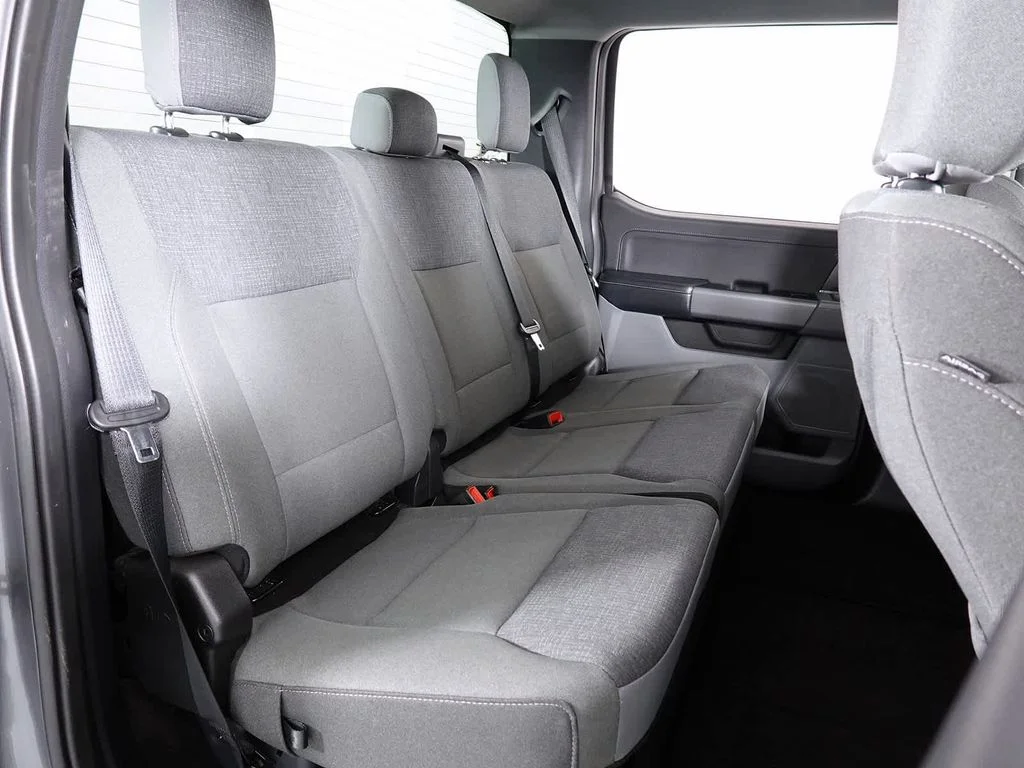 Used 2024 Gray Metallic Ford XLT image 16