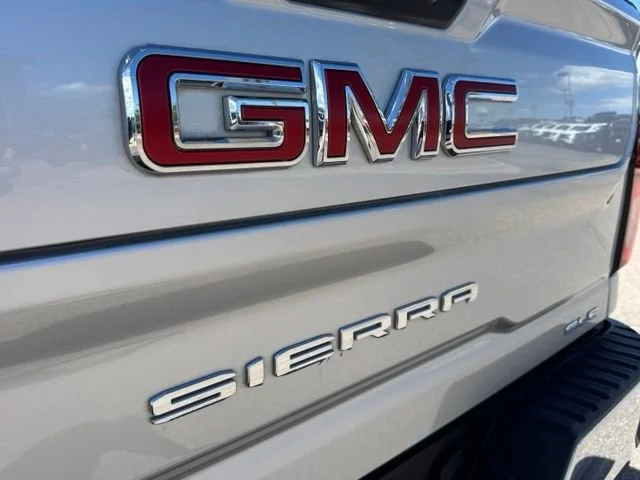 Used 2021 QUICKSILVER METALLIC GMC SLE image 22