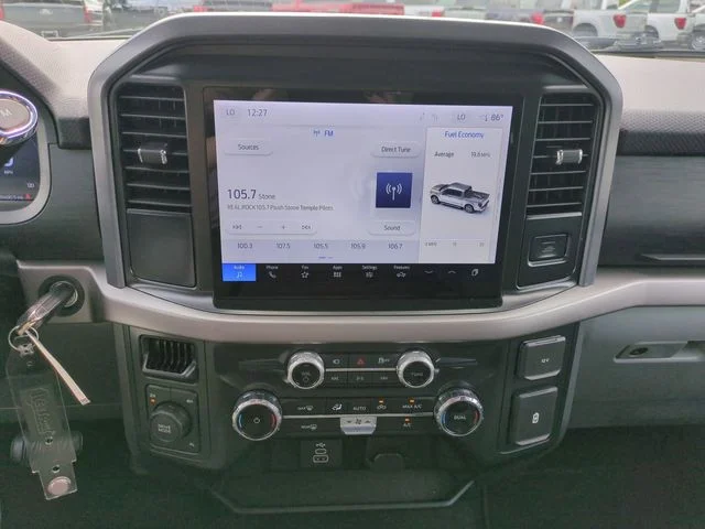 Used 2025 Gray Ford XLT image 20