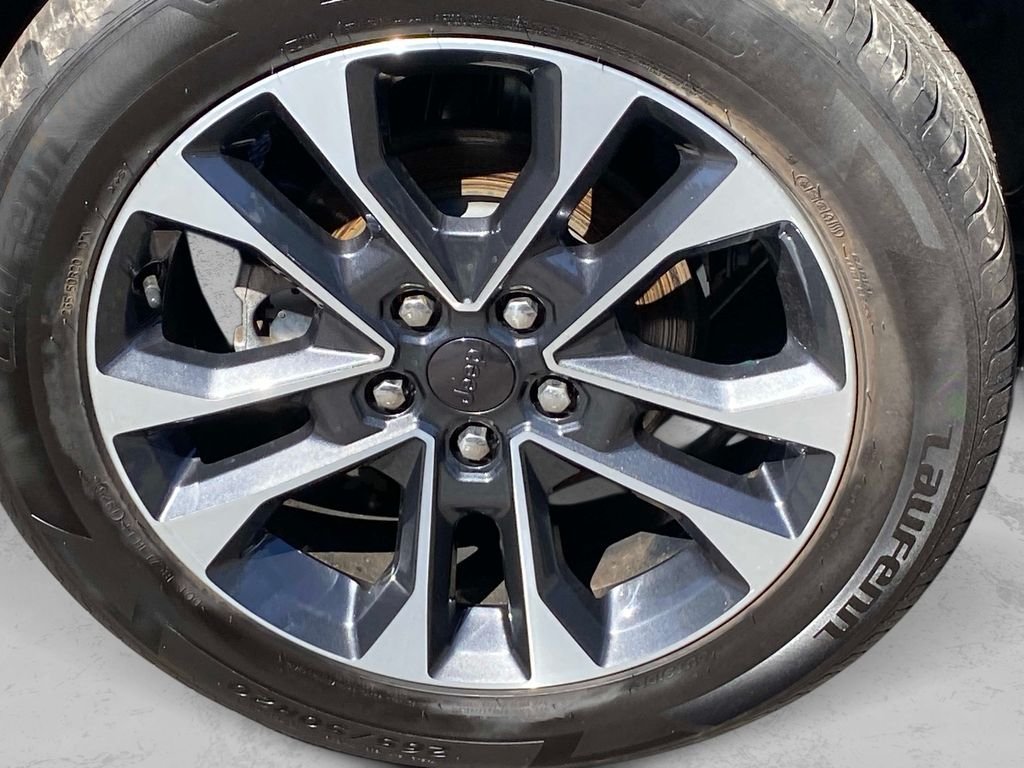 Used 2023 Gray Jeep Overland image 31