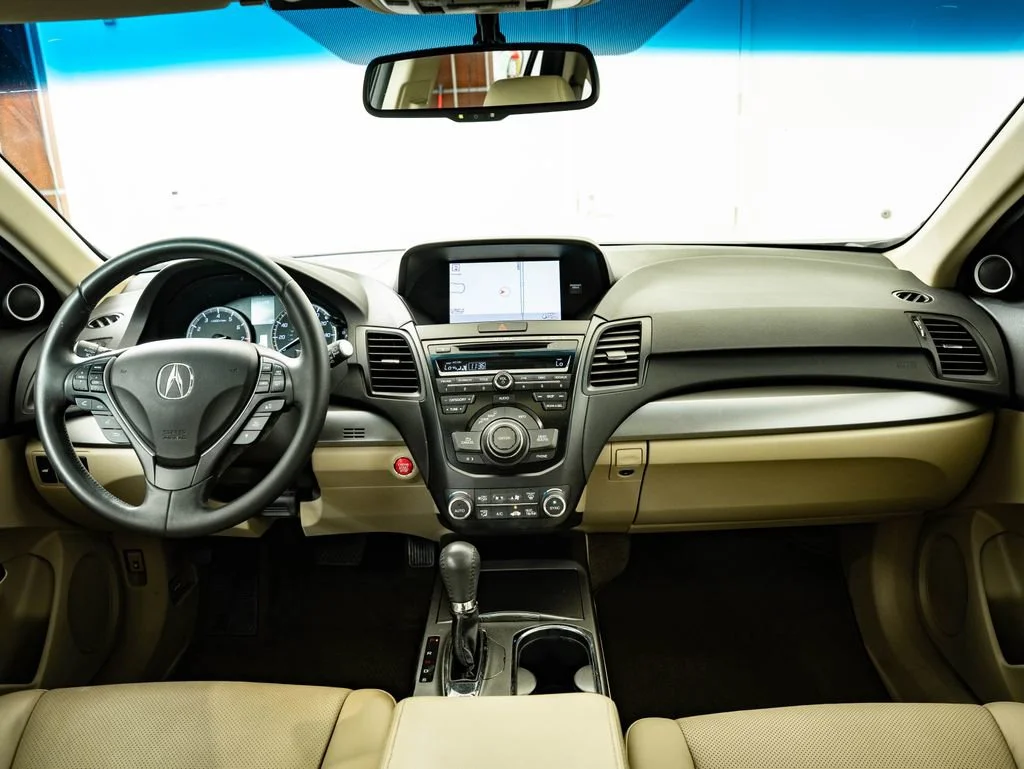 Used 2014 Black Acura Technology Package image 4