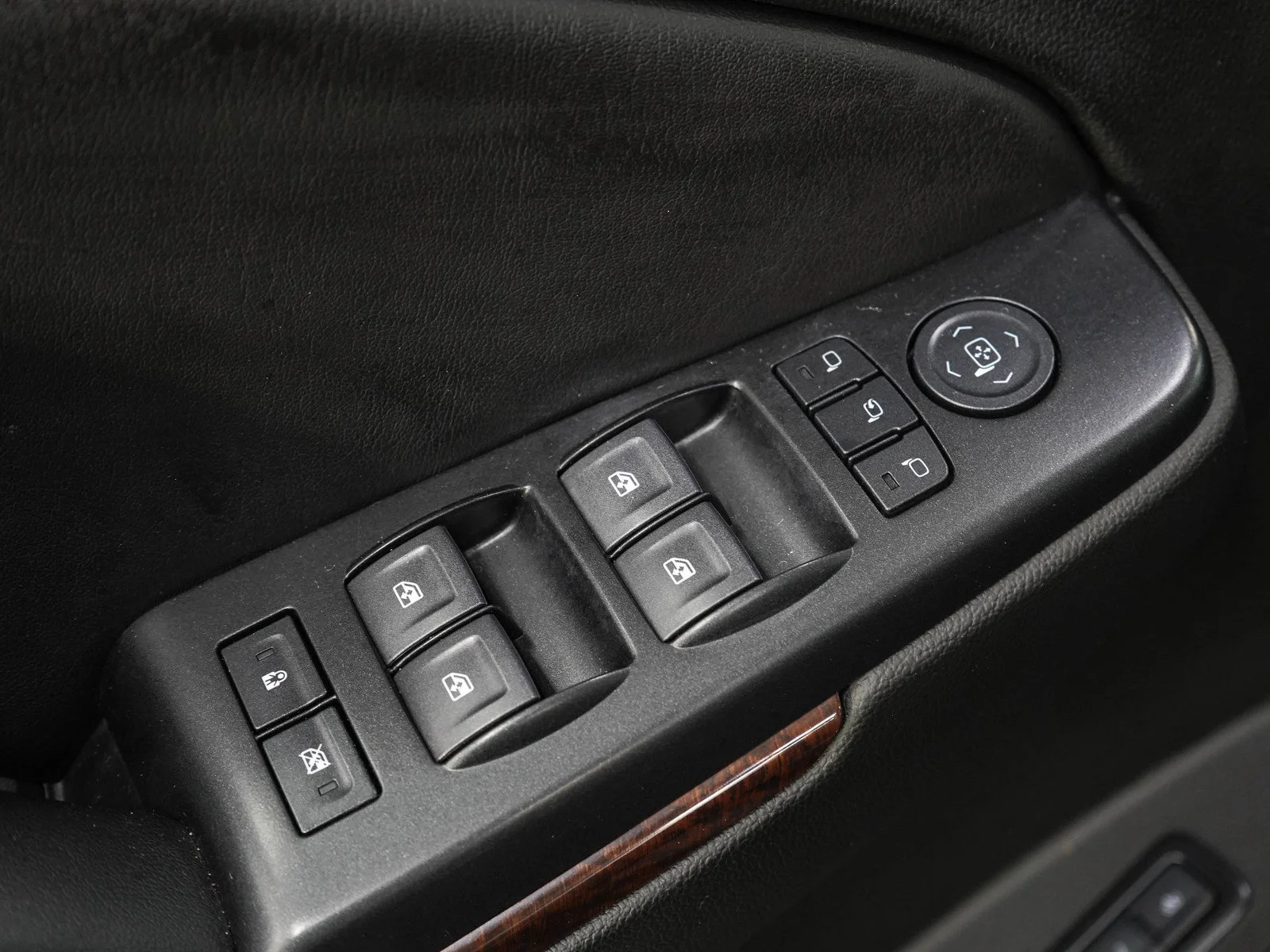 Used 2019 Onyx Black GMC SLT image 25