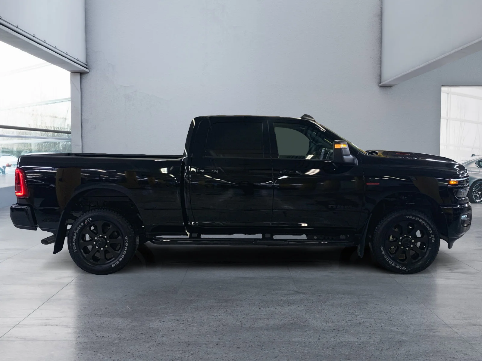 New 2026 Diamond Black Crystal Pearl Ram Laramie image 6