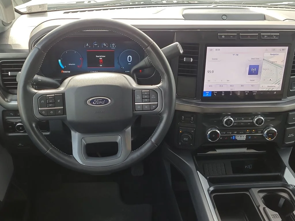 Used 2023 White Ford Lariat image 17