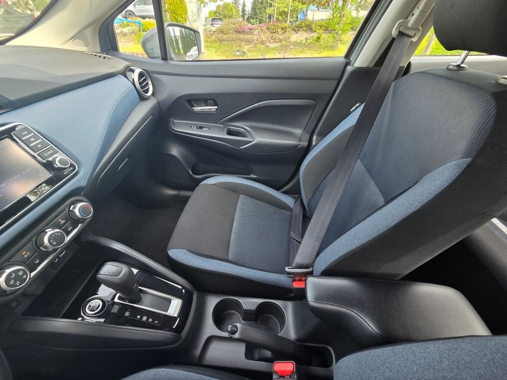 2025 Nissan Versa Sedan SV - Photo 27