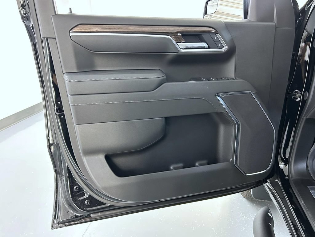 2026 Chevrolet Silverado 1500 RST - Photo 11