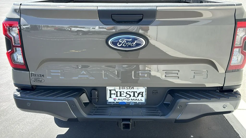 New 2026 Marsh Gray Ford XLT image 7