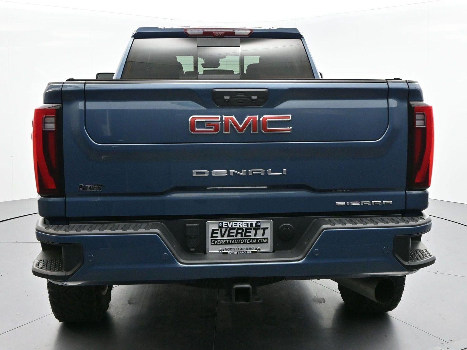 Used 2024 Downpour Metallic GMC Denali image 6