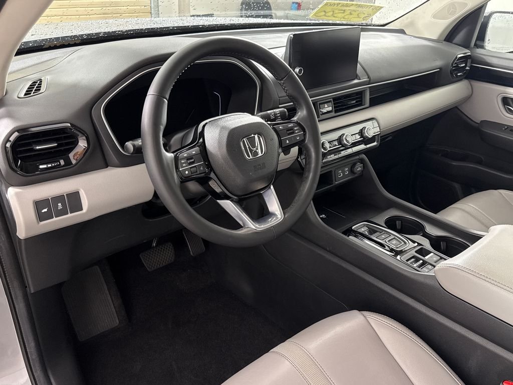 2024 Honda Pilot EX-L - Photo 13