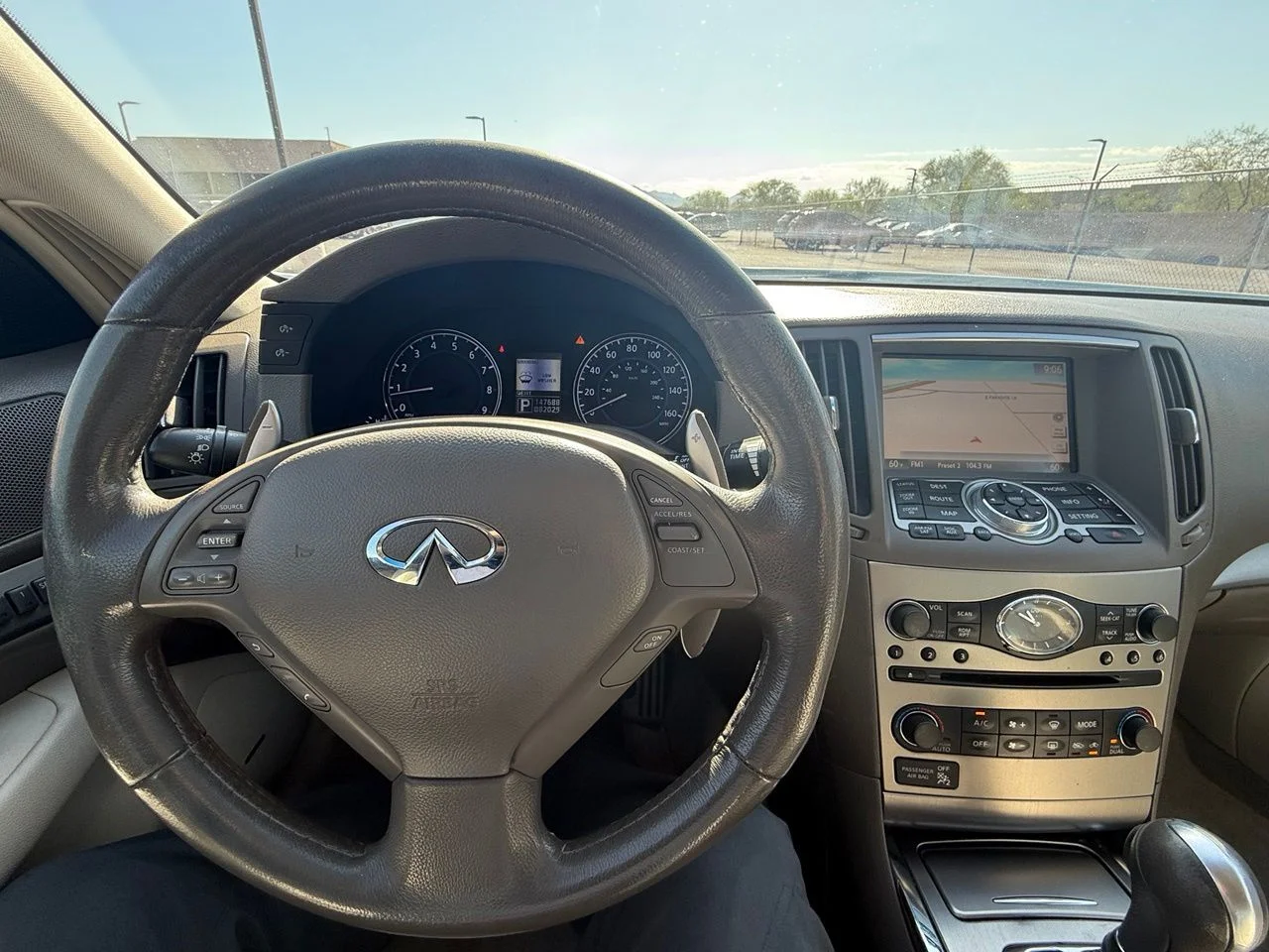 Used 2012 Moonlight White INFINITI X image 21