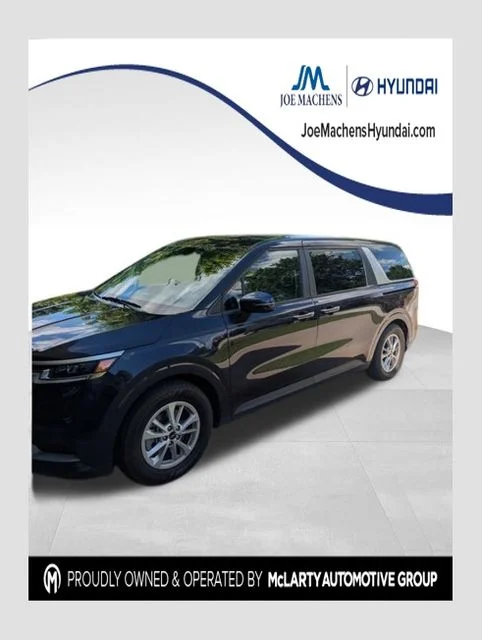 Used 2023 Blue Kia LX Seat Package image 1