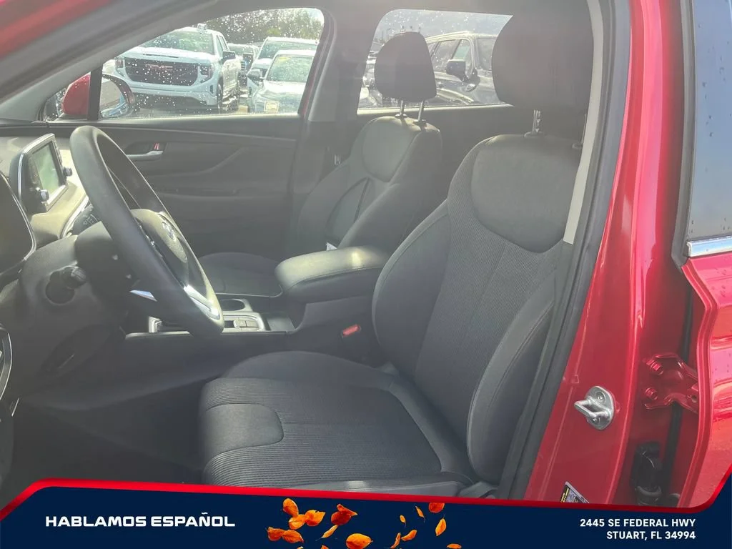 Used 2020 Red Hyundai SE image 14