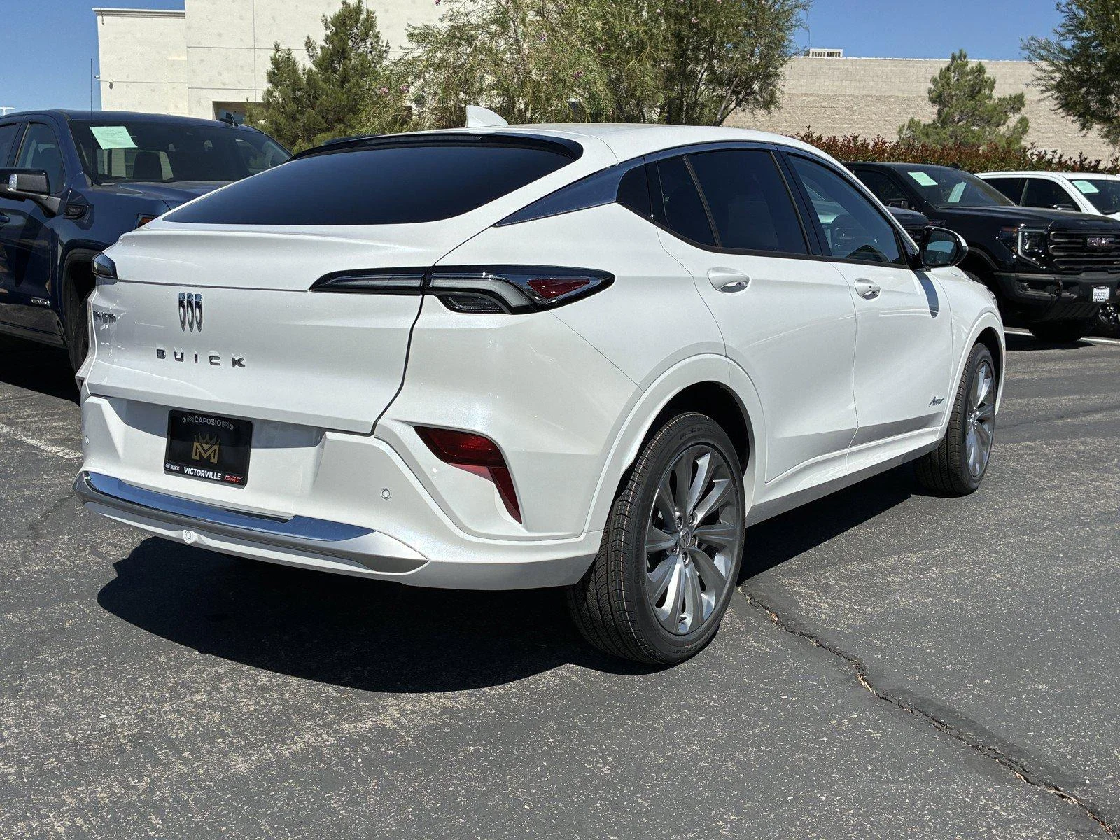 New 2026 White Frost Tricoat Buick Avenir image 6