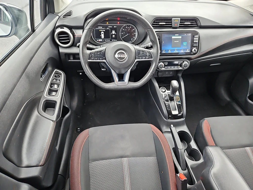 2024 Nissan Versa SR, photo 10 of 12