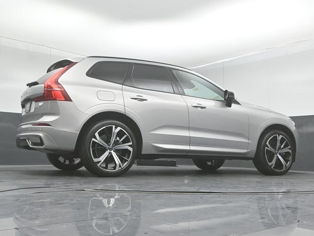 2022 VOLVO XC60 - Image 43
