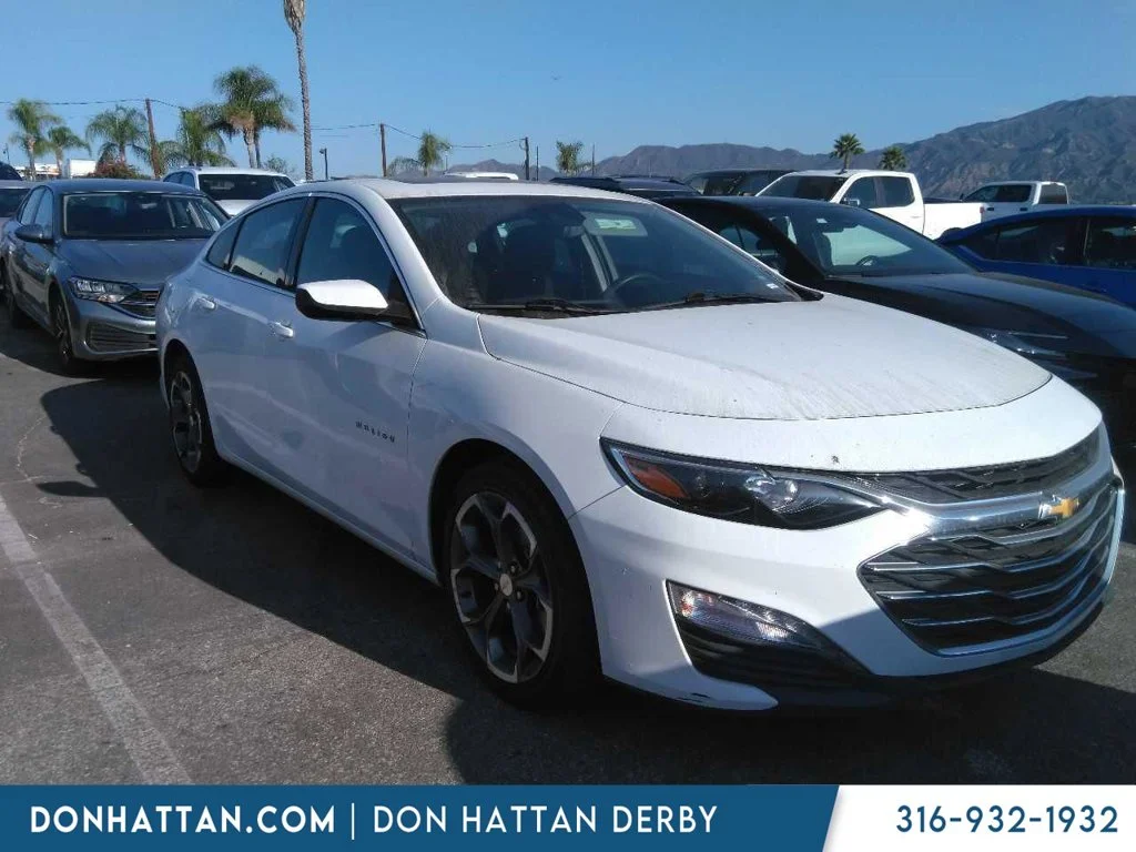 Used 2023 White Chevrolet LT image 3