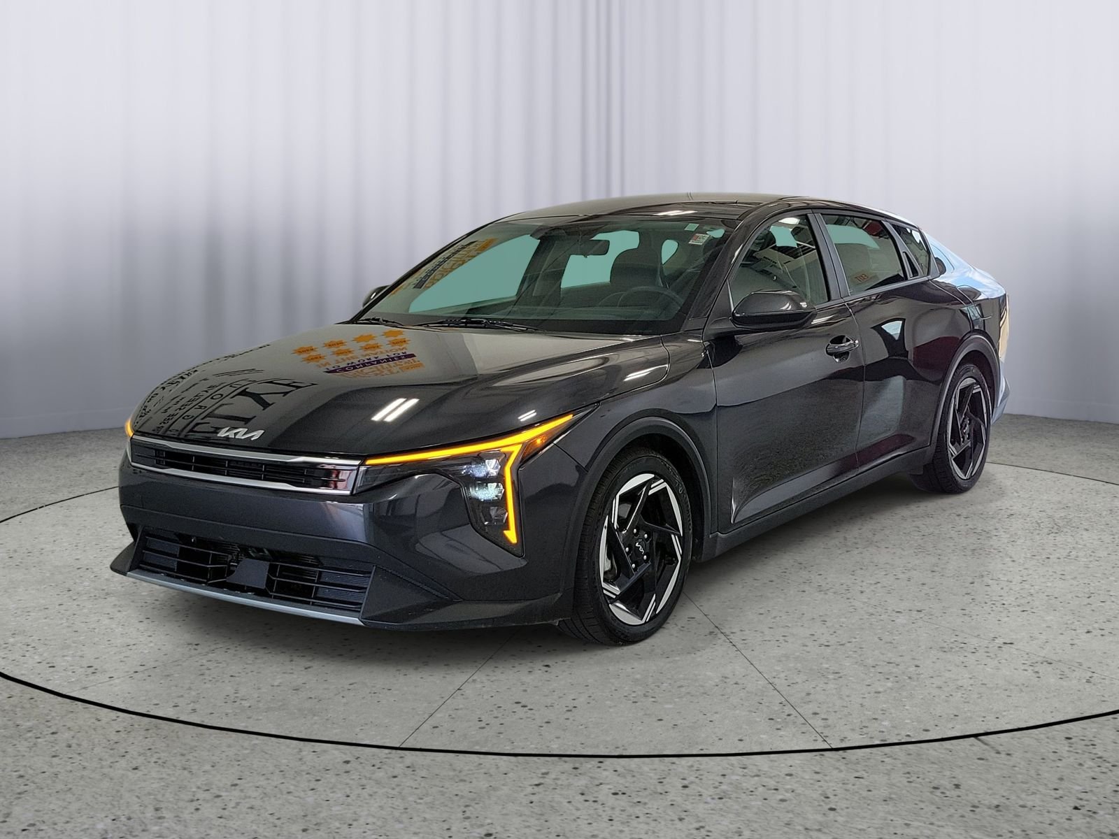Used 2025 Gray Kia EX image 4