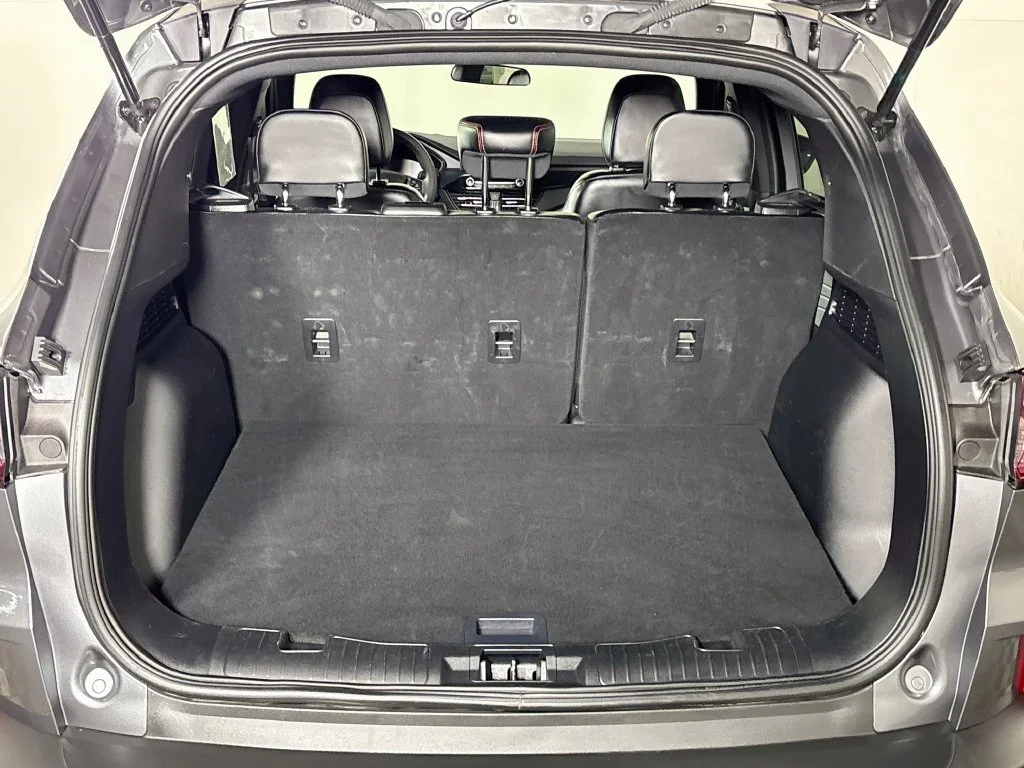 Used 2025 Gray Ford ST-Line image 20
