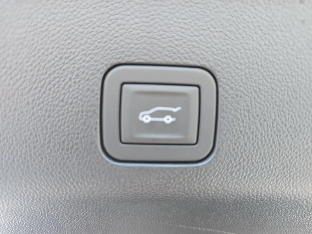 2026 Chevrolet Tahoe High Country - Photo 13