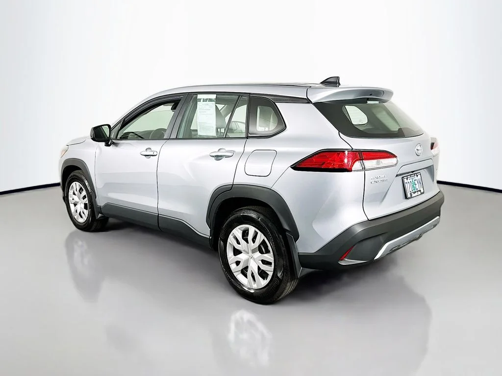 Used 2025 Silver Toyota L image 6