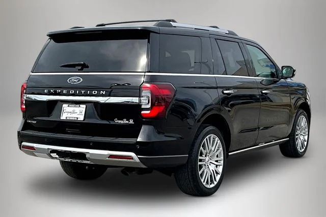 Used 2024 Black Ford Limited image 5