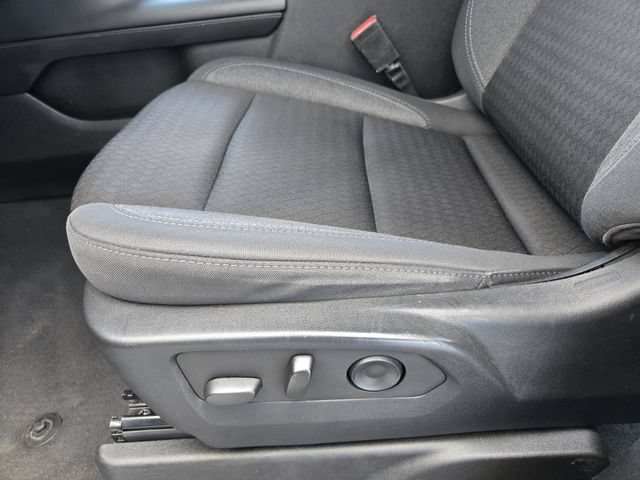 Used 2022 SATIN STEEL METALLIC Chevrolet LS image 21